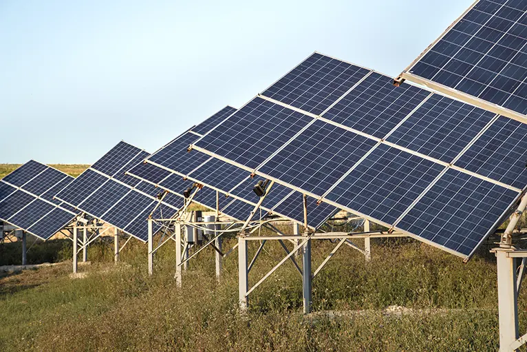 El factor de seguridad en estructuras para placas solares